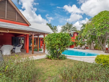 4 Bedroom Villa