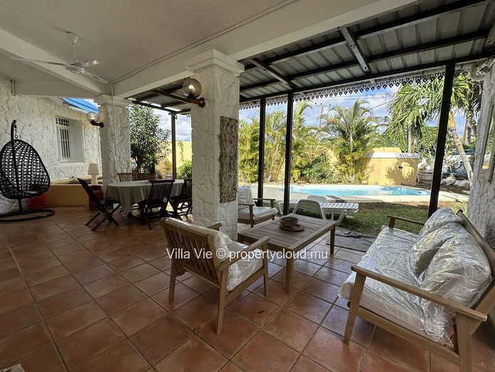 Pérèybere - Maison de charme de 4 chambres avec piscine (Mandat exclusif)