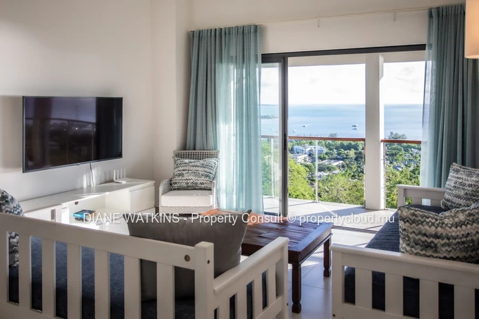 Villa contemporaine de 5 chambres à louer avec vue mer et piscine privée – Rivière Noire