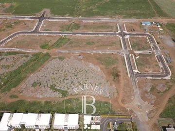 Commercial Land