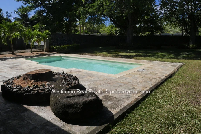 Villa coloniale 4 chambres à louer à Rivière Noire