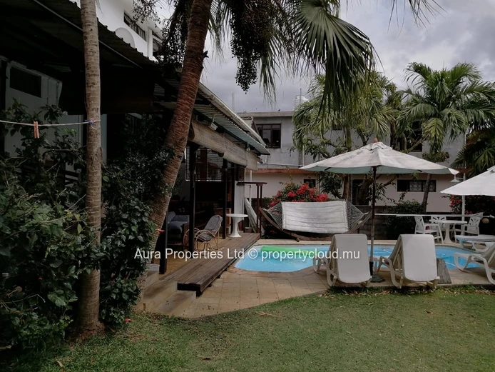 For Sale – House In Roche Brunes