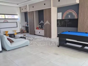 4 Bedroom Villa