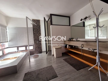 Maison de 4 Chambres