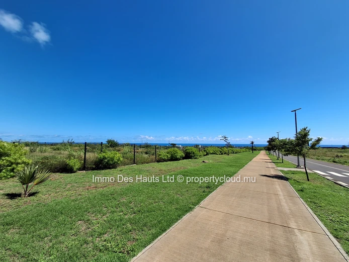 Residential land for sale Magenta Flic en Flac 