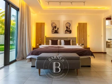 4 Bedroom Villa