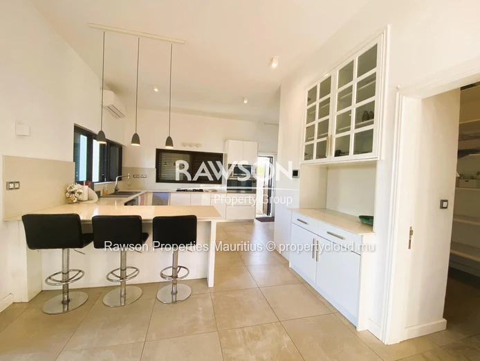  5 Bedroom Villa For Sale In Grand Gaube