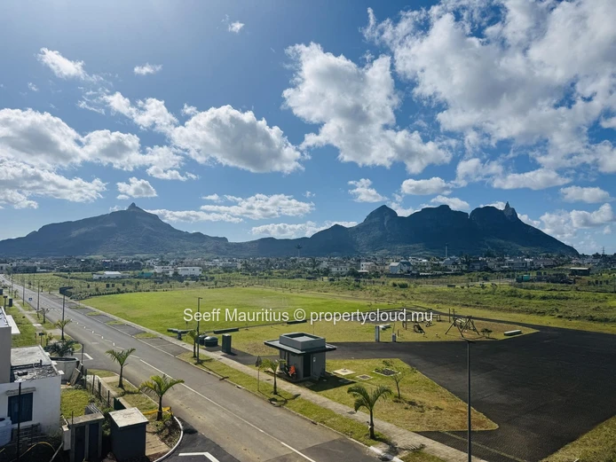 Magnifique Terrain Résidentiel à Vendre à L'Avenir Smart City