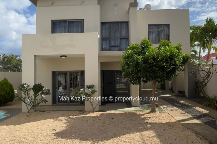 Luxurious Villa for Rent in Flic en Flac, Mauritius