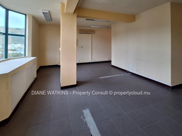 Office Space for Sale – 8th Floor in Port Louis