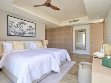 6 Bedroom Villa