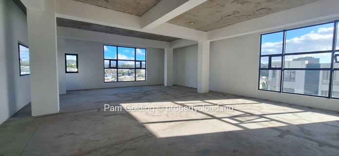 Prime Commercial Floor for Sale – Ebene Square, Ebene Cybercity