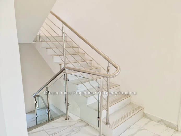Villa 4Ch Neuve Au Cœur De Grand Baie Proche Mer & Commodités – Ile Maurice