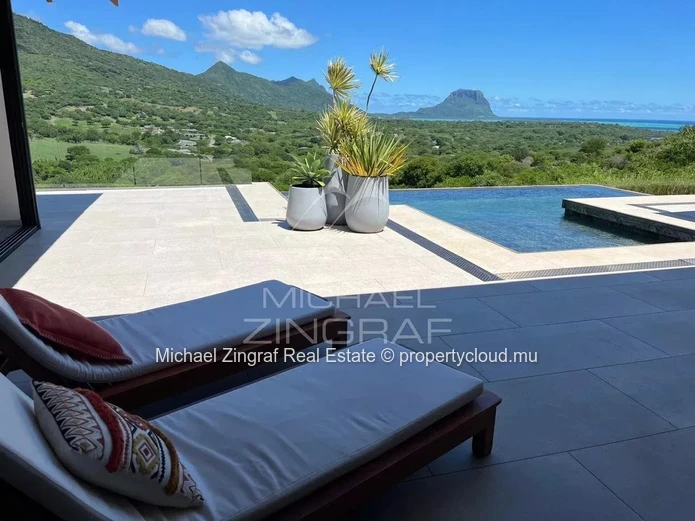 Villa de Luxe d'Exception à Rivière Noire