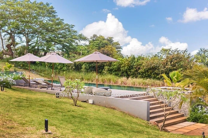 Appartement 4 chambres avec piscine à vendre à Belle Vue Harel