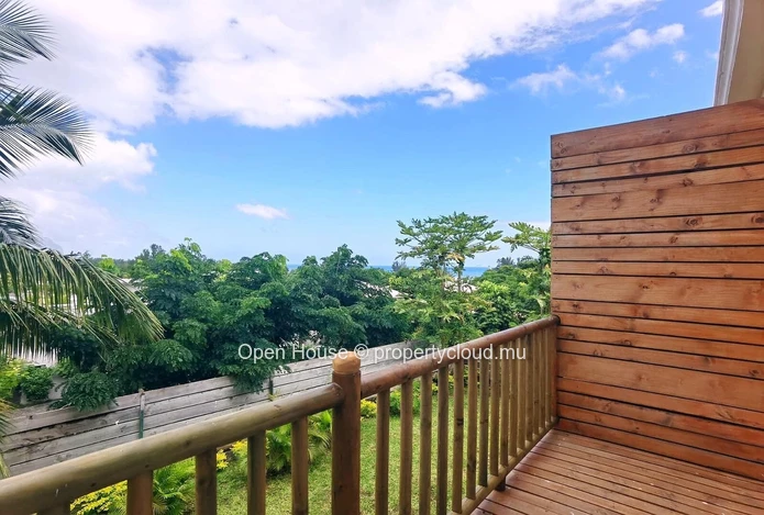 Appartement meublé à louer à Rivière Noire - Black River, 85m², 2 chambres, piscine commune, équipements de cuisine e...