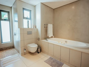 Townhouse, Duplex de 3 Chambres