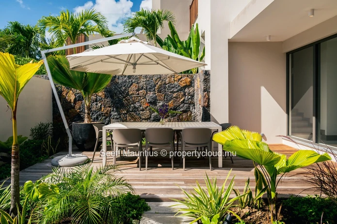 Élégance Moderne : Villa de Luxe avec Vues Spectaculaires