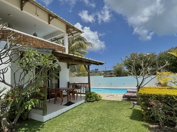 6 Bedroom House
