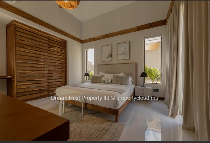 Tropical Elegance – 4-Bedroom Villa Steps from the Beach in North Mauritius