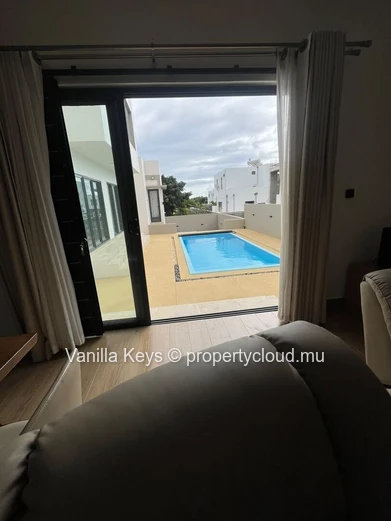 For Rent – Spacious Apartment In Green Creek