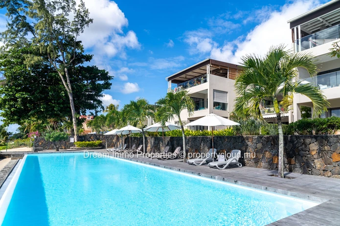 Penthouse exclusif en front de mer de 3 chambres avec vue panoramique à Pointe aux Biches – Ile Maurice