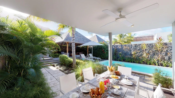3-bedroom villa in an estate between the sea and the mountains in Black River - Mauritius