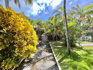 5 Bedroom Villa