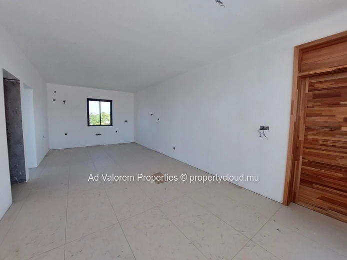 À vendre – Penthouse lumineux avec vue panoramique à Grand Baie (accessible aux étrangers)