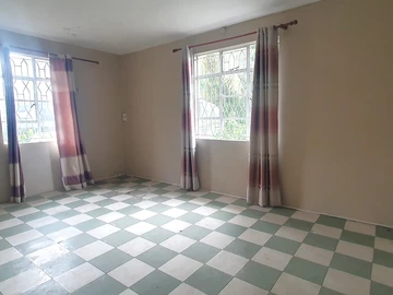8 Bedroom House