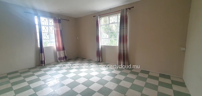 Maison à Vendre – Rose Hill | 8 Chambres 