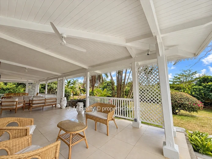 For Rent – Colonial-Style Villa with Private Pool and Separate Studio in Petit Raffray, Mauritius