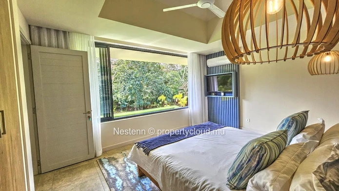 Captivating Elegance : Explore this modern villa