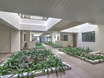 4 Bedroom Apartment