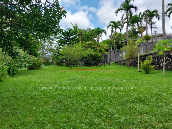 5 Bedroom house for sale in Floreal 