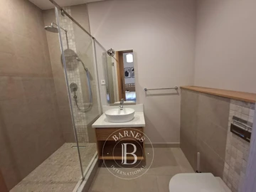 4 Bedroom Apartment