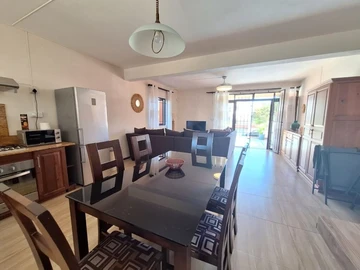 Townhouse, Duplex de 3 Chambres