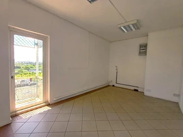Bureau de 3 Chambres