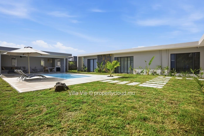 Bois Chandelle - Contemporary 4-bedroom house
