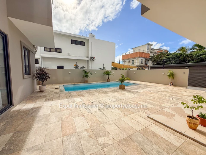 Penthouse Neuf 3 Chambres En Suite Avec Rooftop Privatif – Grand Baie, Chemin Vingt Pieds