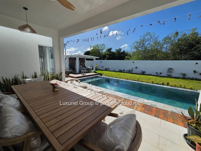 Brand-New Villa for Rent in Petit Raffray