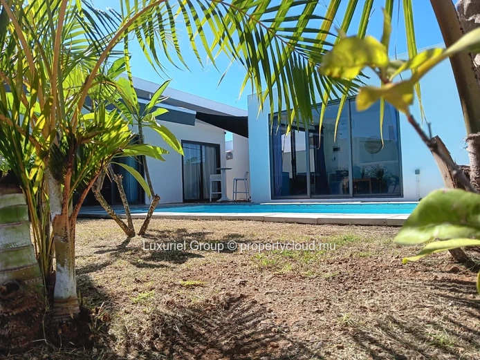 Villa de standing avec piscine et prestations raffinées à Grand Baie