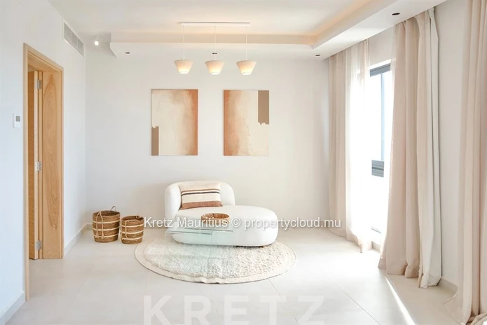 Exceptional penthouse with private pool and breathtaking views over the Northern islands (Sole Mandate)