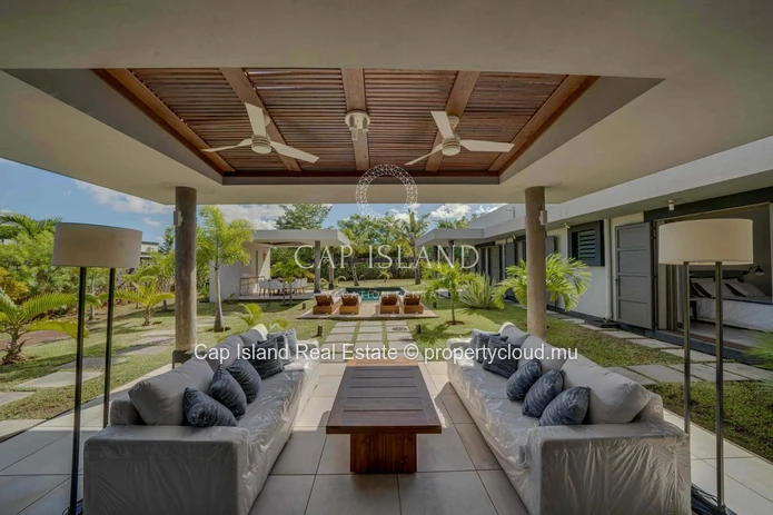 Villa 4 chambres plein pied et son jardin tropical