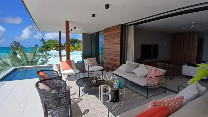 CAP MALHEUREUX - Beach front penthouse - 2 bedrooms