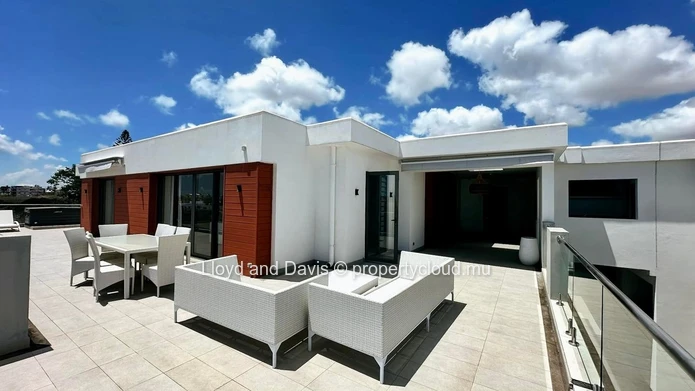 ORYAM – An Exceptional Residence in Trou aux Biches