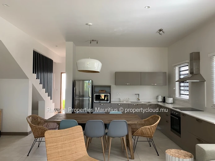 3 Bedroom Duplex To Let in Grande Rivière Noire