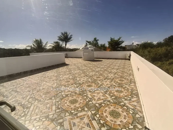 Luxury 5-Bedroom Villa for Rent in Cap Malheureux