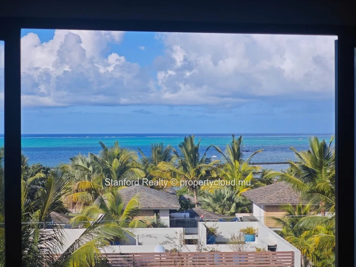 Apartment for Rent - 3 Bedrooms, Azuri