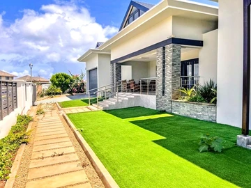 6 Bedroom Villa